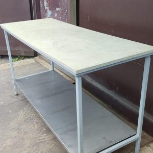 Стол разделочный c пласт. поверх 1600*600 б/у