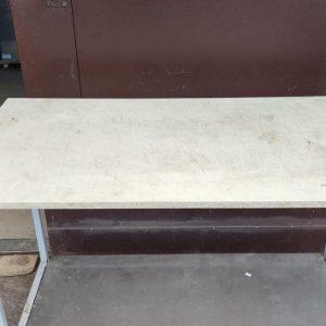 Стол разделочный c пласт. поверх 1200*600 б/у